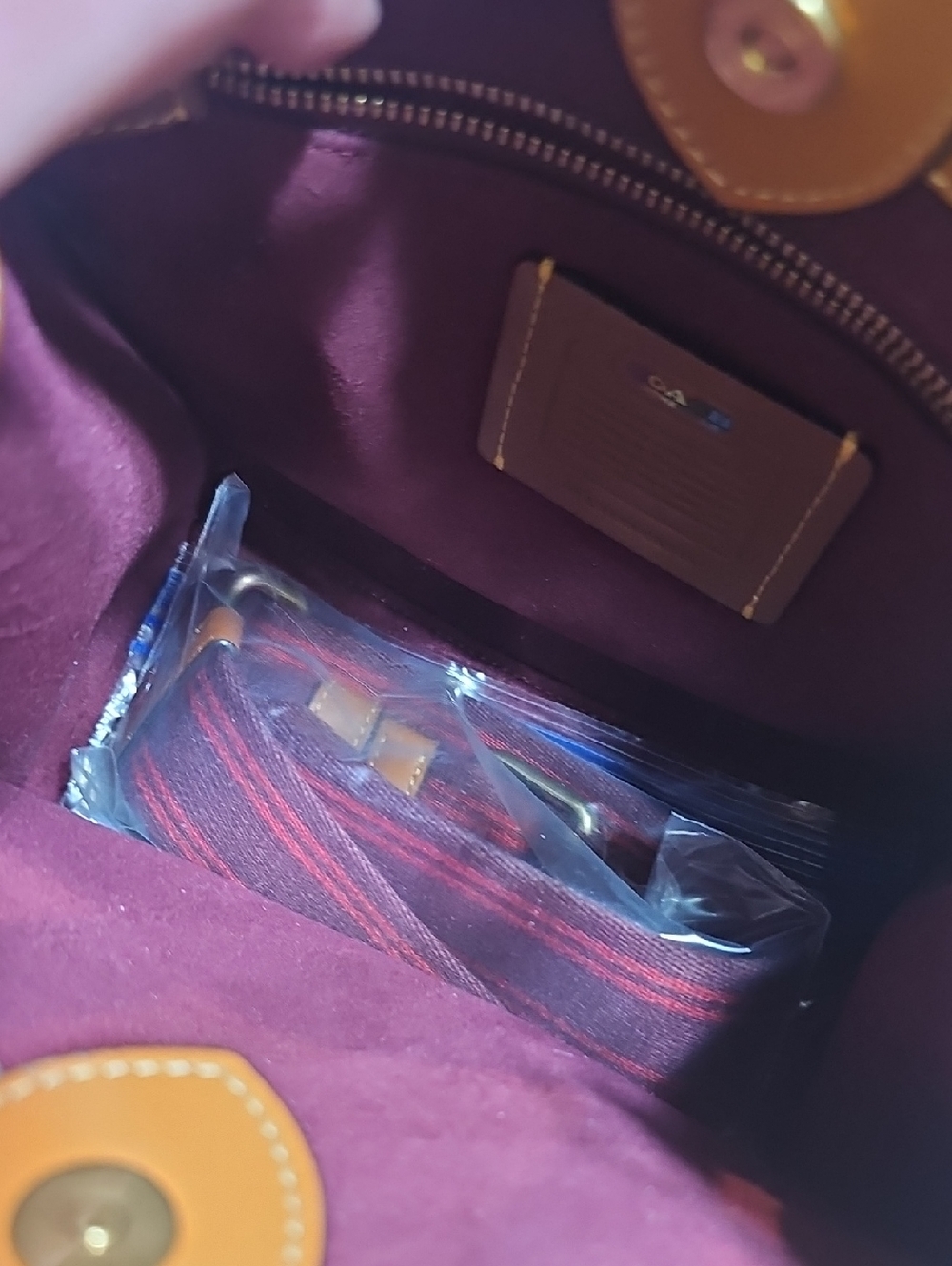 Coach C5142 Field Tote 22 Rainbow Signature Canvas Pride Coll. Limited Edition - Picture 15 of 15